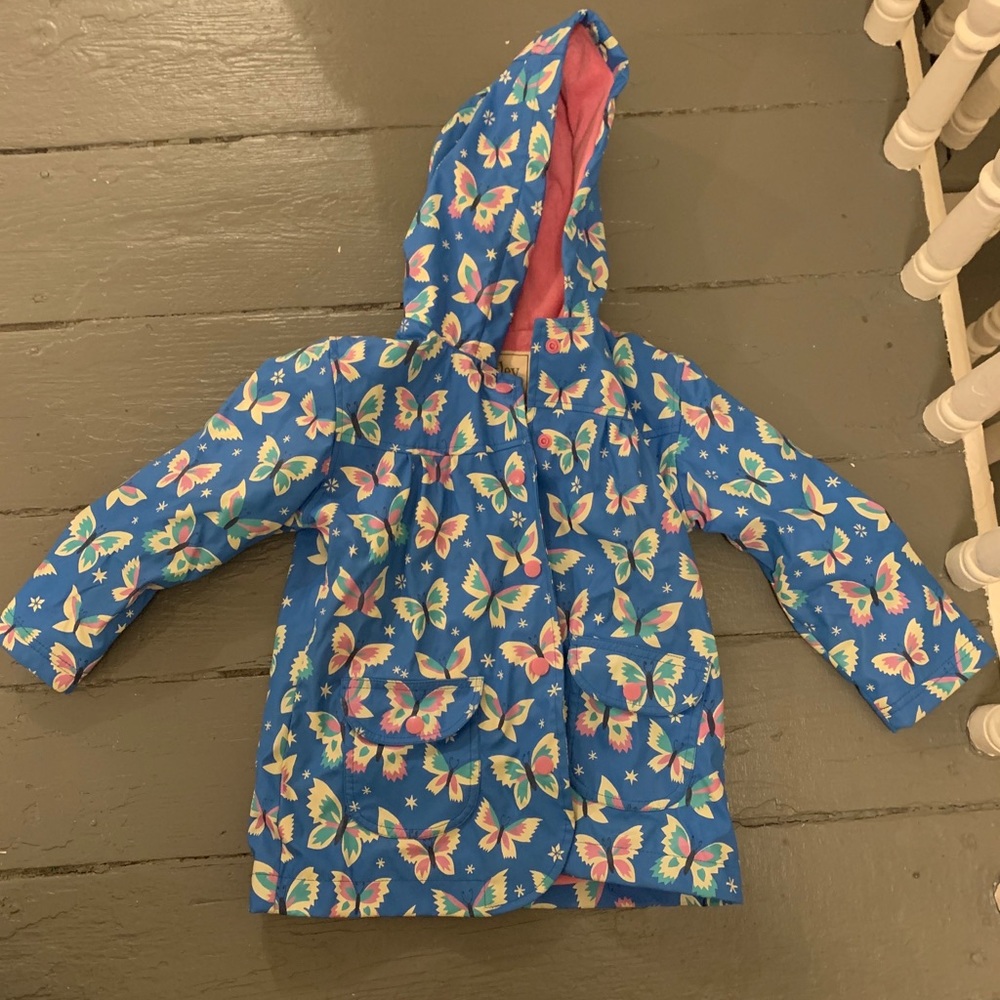 Lined butterfly raincoat